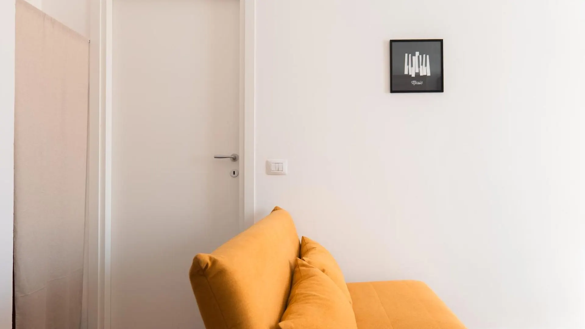Apartment 'Music Home' 15Mincentral Station - Forum Assago - Duomo